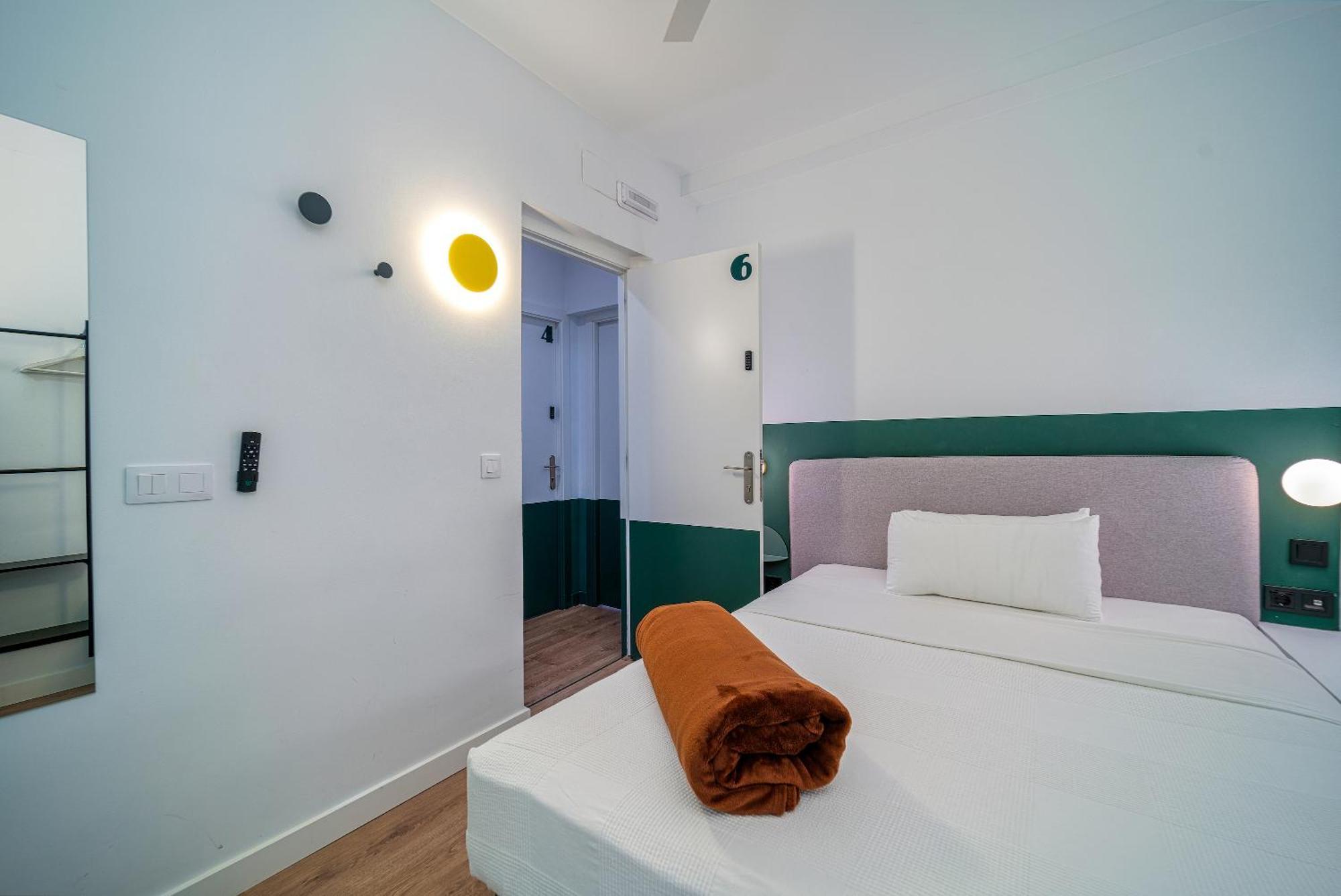 Angelitomad Hotel Madrid Luaran gambar