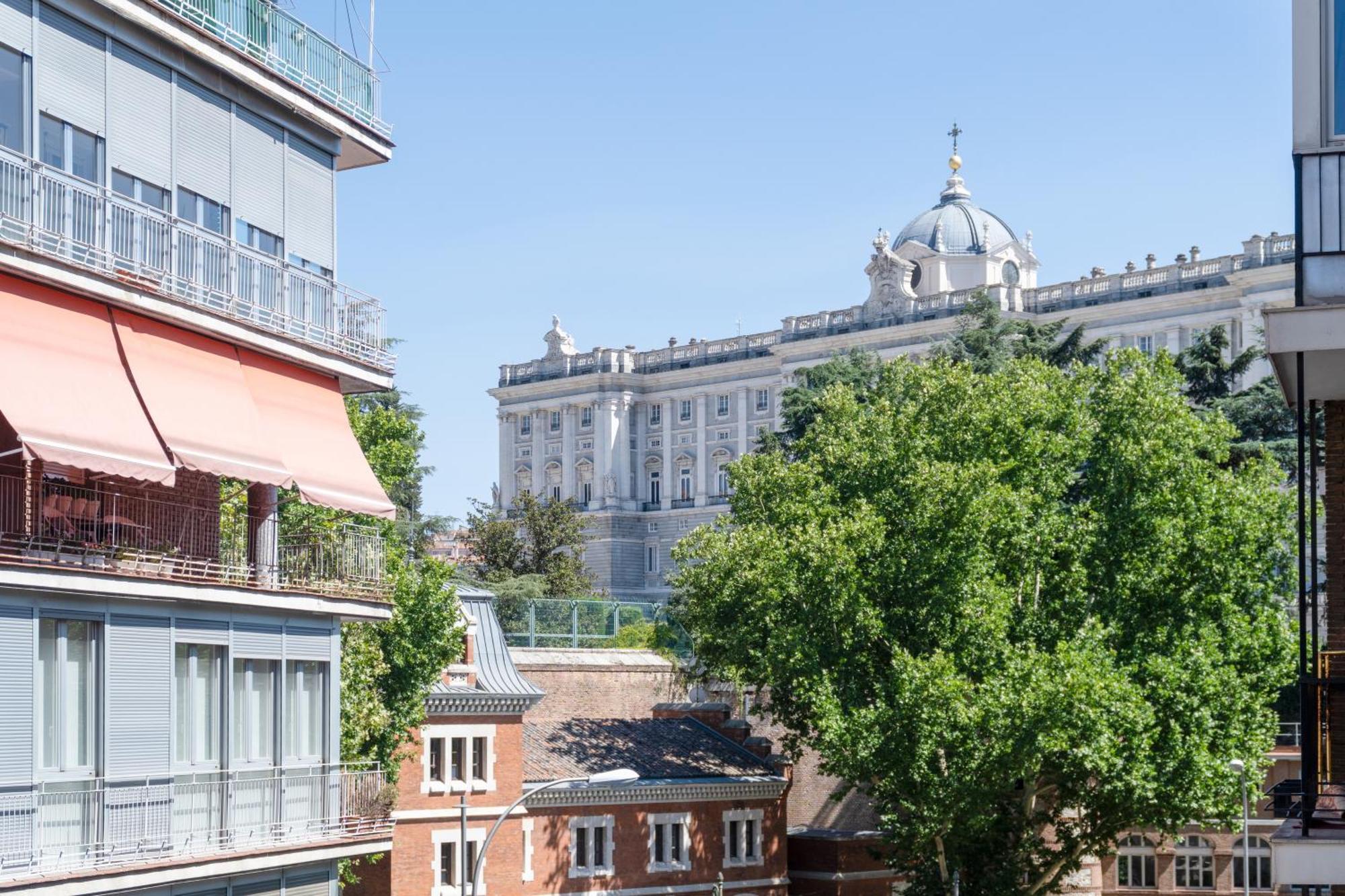 Angelitomad Hotel Madrid Luaran gambar