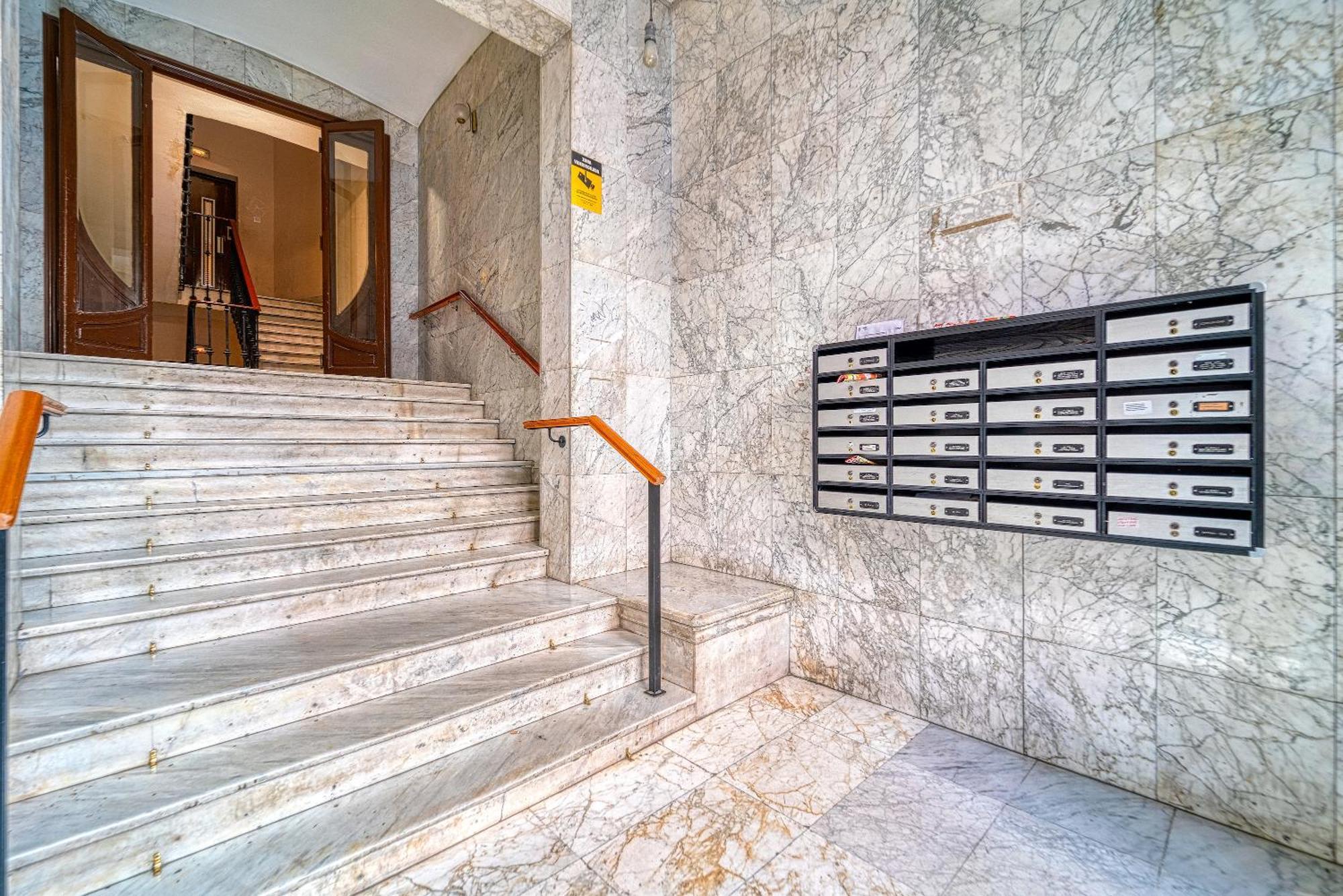 Angelitomad Hotel Madrid Luaran gambar