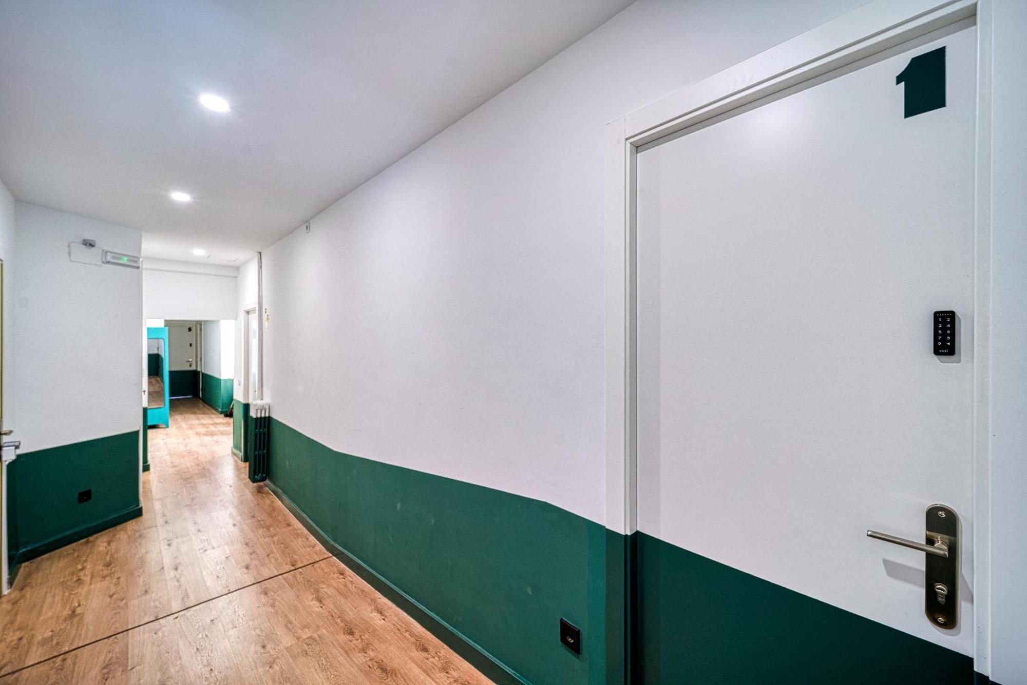 Angelitomad Hotel Madrid Luaran gambar